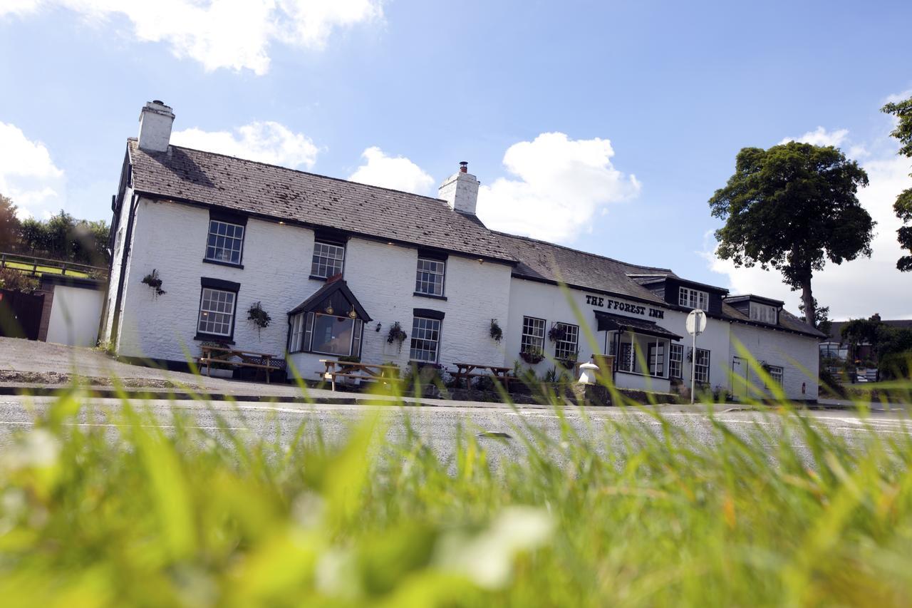 The Fforest Inn Llanfihangel-nant-Melan Екстер'єр фото